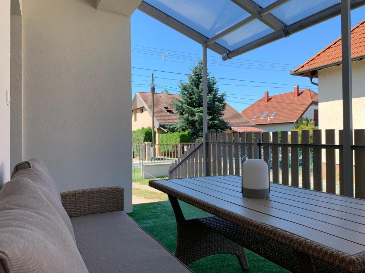 Otthon A Balatonon Vendeghaz Villa Kestel Dış mekan fotoğraf